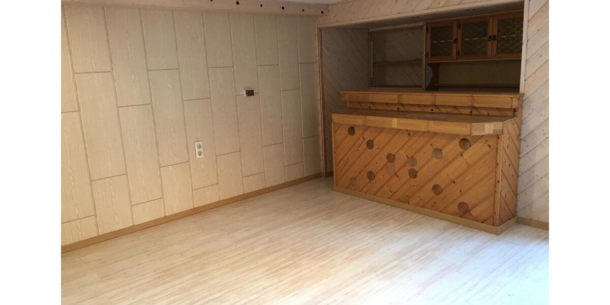 Etagenwohnung Holzminden - 1 Zimmer, 17 m&sup2;, 250&euro; | Angebot:22926547
