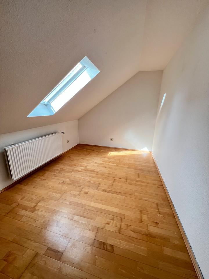Modernisierte 4,5-Zimmer-Dachgeschoßwohnung mit