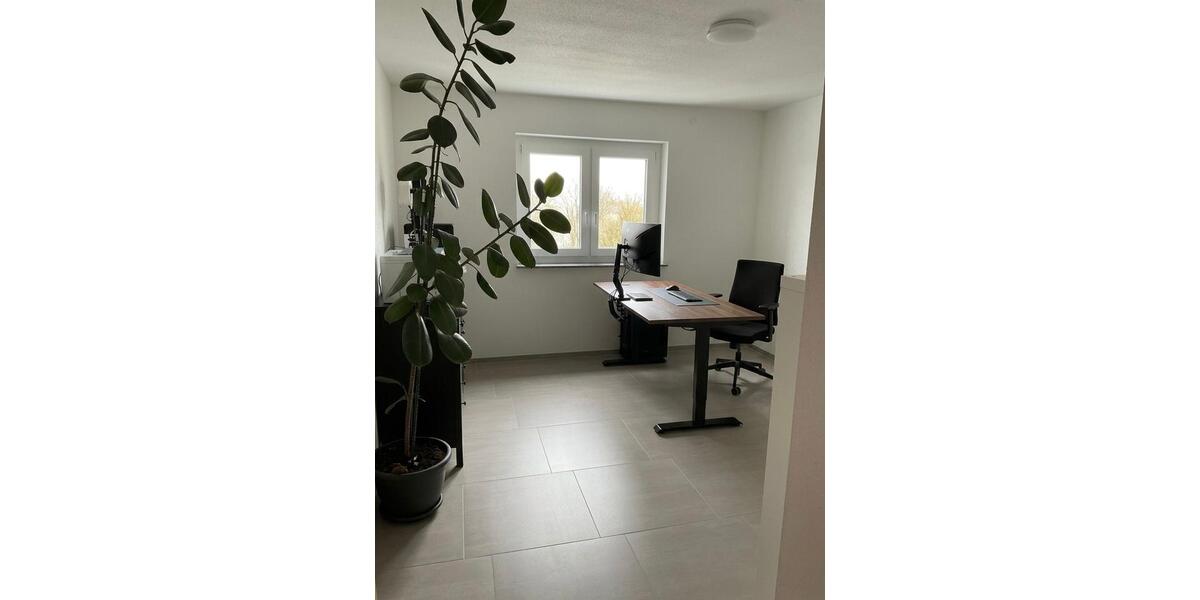 Etagenwohnung Neresheim - 4 Zimmer, 145 m&sup2;, 1.450&euro; | Angebot:26007781