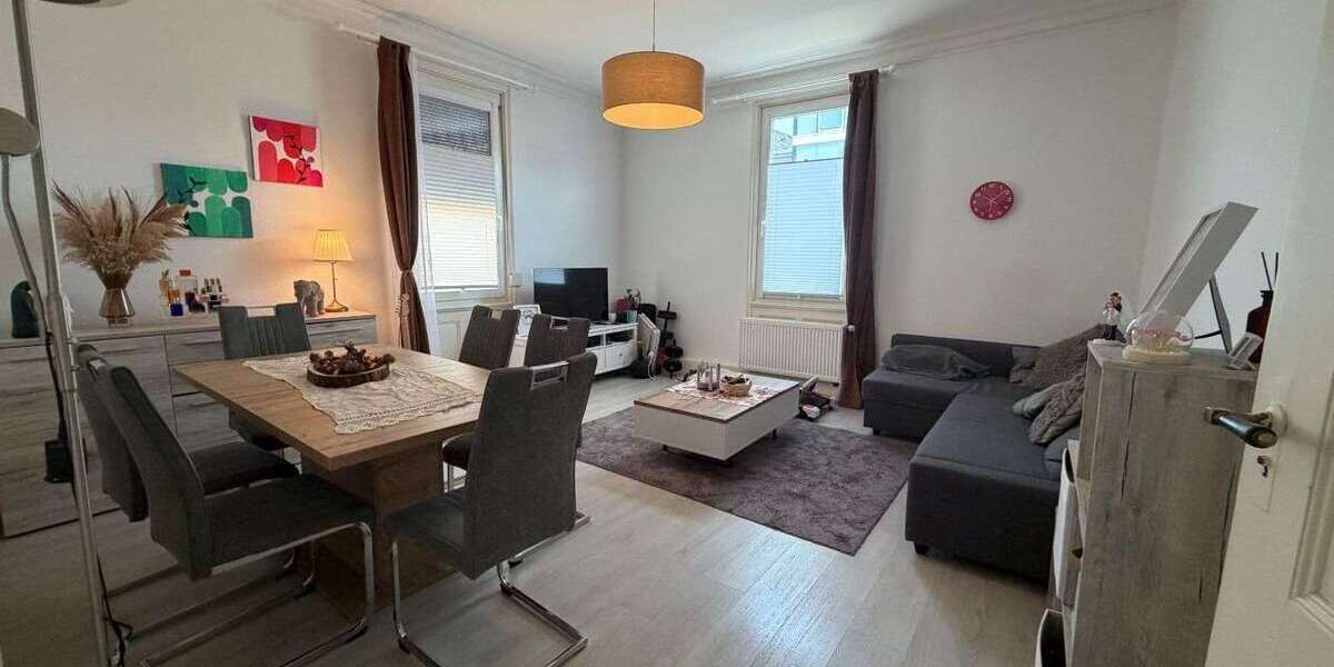 Etagenwohnung Esslingen - 3 Zimmer, 80 m&sup2;, 1.100&euro; | Angebot:27179455