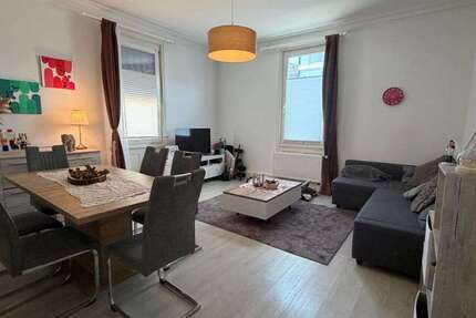 Wohnung Esslingen - 3 Zimmer, 80 m&sup2;, 1.100&euro; | Angebot:27179455