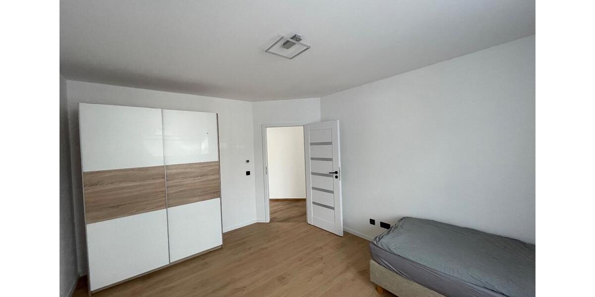 Erdgeschoßwohnung Eberswalde Brandenburgisches Viertel - 4 Zimmer, 100 m&sup2;, 500&euro; | Angebot:25483987