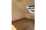Dachgeschoßwohnung Bornheim - 2 Zimmer, 58 m&sup2;, 695&euro; | Angebot:26019343