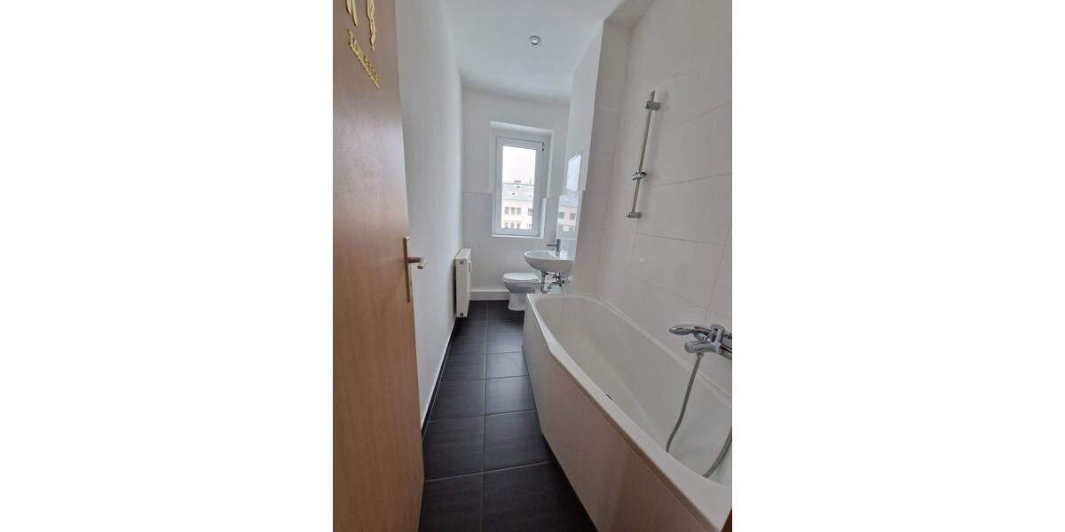 Etagenwohnung Magdeburg Cracau - 3 Zimmer, 71 m&sup2;, 469&euro; | Angebot:25750167