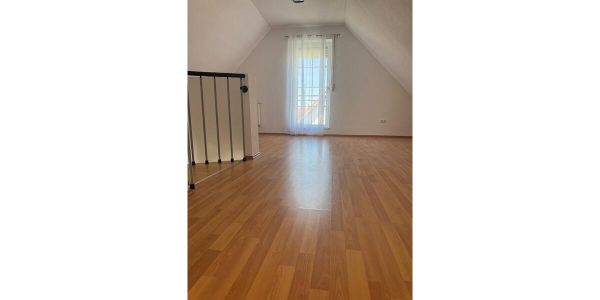Wohnen auf Zeit Baunach - 4.5 Zimmer, 145 m&sup2;, 850&euro; | Angebot:26385217