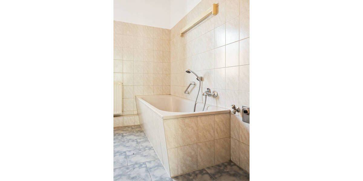 Etagenwohnung Neustadt - 2 Zimmer, 57 m&sup2;, 342&euro; | Angebot:25995805