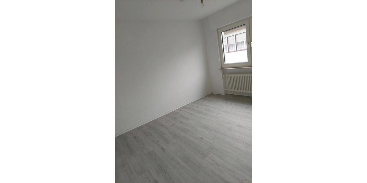 Etagenwohnung Mühlheim am Main - 2 Zimmer, 70 m&sup2;, 870&euro; | Angebot:25137705