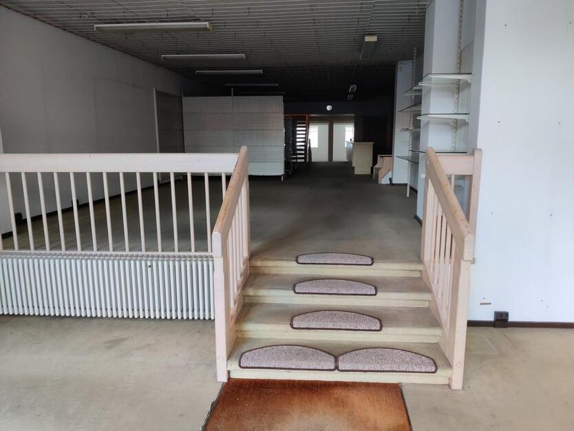 Ladenlokal Gewerbefläche im Zentrum von Goldbach zu vermieten. zimmer