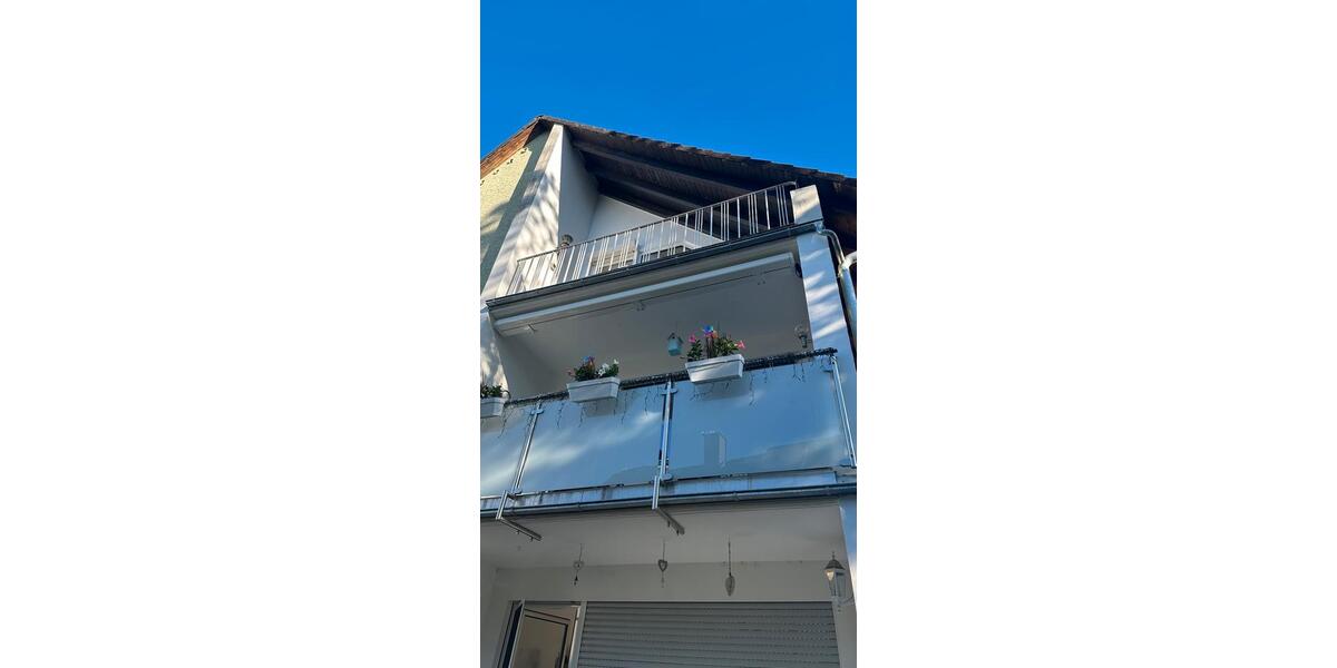 Dachgeschoßwohnung Eltville am Rhein Erbach - 3 Zimmer, 90 m&sup2;, 1.150&euro; | Angebot:26554702