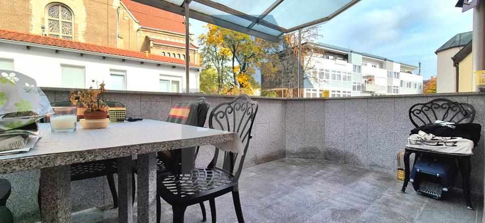 Mehrfamilienhaus, Wohnhaus Stuttgart Zuffenhausen - 8 Zimmer, 185 m&sup2;, 3.399&euro; | Angebot:23740226