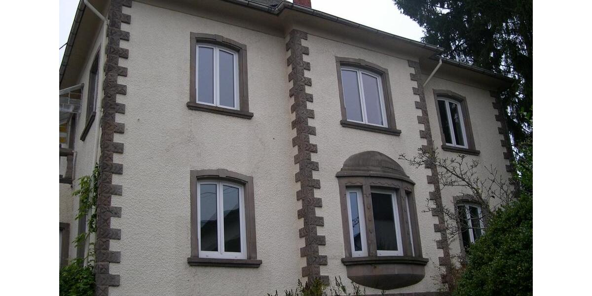 Villa Heusweiler - 8 Zimmer, 200 m&sup2;, 1.250&euro; | Angebot:20743165