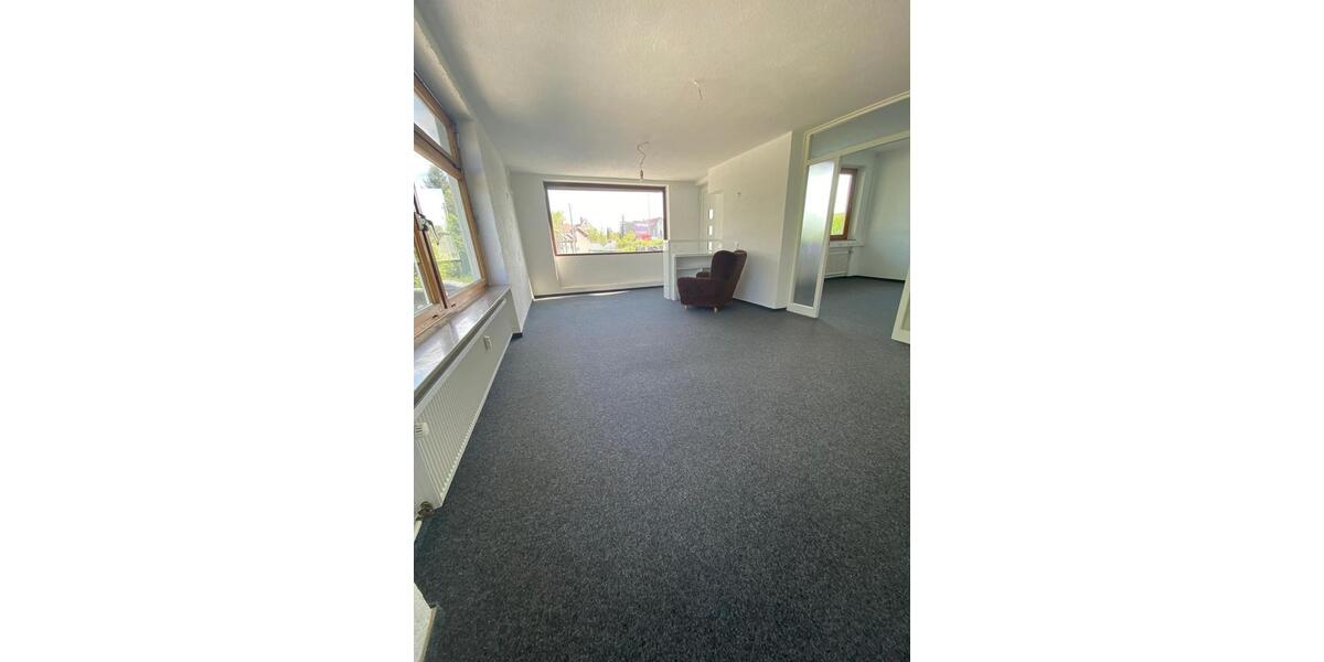 Gepflegte Gewerbeeinehit zur vielfältigen Nutzung mit Küche und Terrasse in Frankehardt zimmer