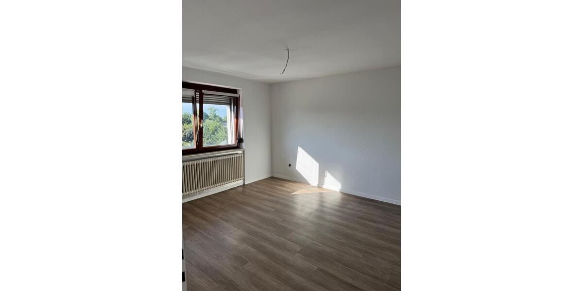 Etagenwohnung Achern - 3 Zimmer, 72 m&sup2;, 800&euro; | Angebot:25498363