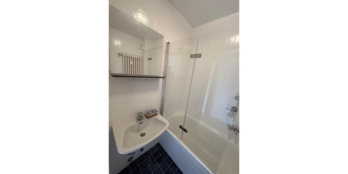 Etagenwohnung Bad Liebenzell - 2 Zimmer, 40 m&sup2;, 450&euro; | Angebot:26278554