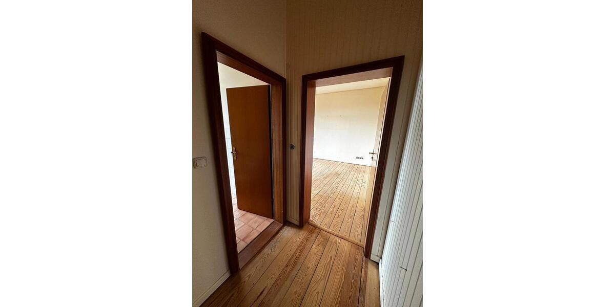 Etagenwohnung Haseldorf - 4 Zimmer, 105 m&sup2;, 1.100&euro; | Angebot:24841934