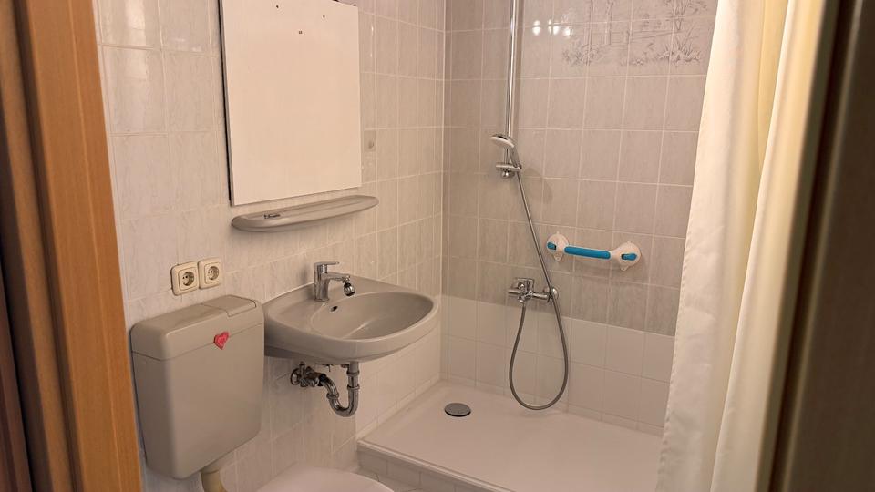 Erdgeschoßwohnung Staßfurt - 3 Zimmer, 69 m&sup2;, 380&euro; | Angebot:26586330