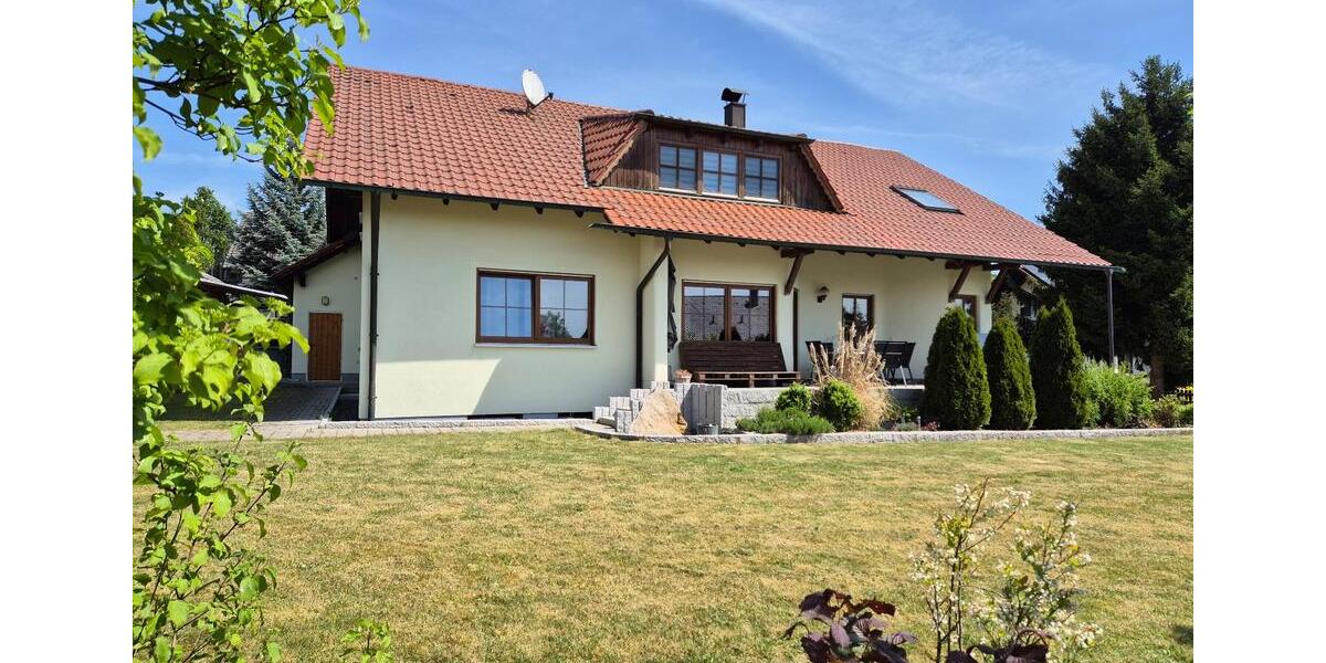 Erdgeschoßwohnung Fensterbach - 3 Zimmer, 112 m&sup2;, 850&euro; | Angebot:26537127