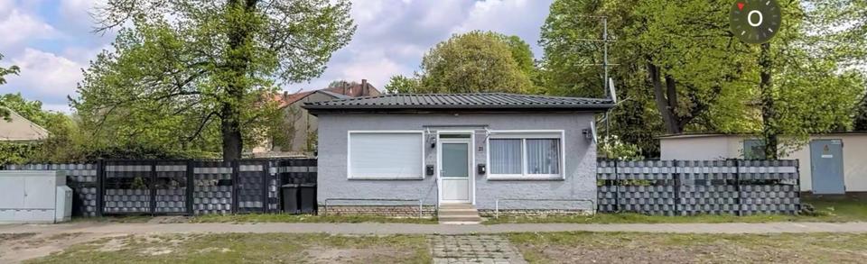 Haus mit Grundstück zu vermieten in LindenbergTauche. 300m Edeka 2.5 zimmer