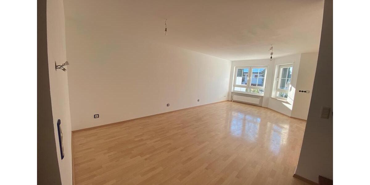 Etagenwohnung Dieburg - 4 Zimmer, 124 m&sup2;, 1.700&euro; | Angebot:26268507