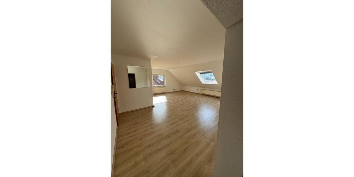 Dachgeschoßwohnung Göttingen Oststadt - 2.5 Zimmer, 73 m&sup2;, 650&euro; | Angebot:25960201