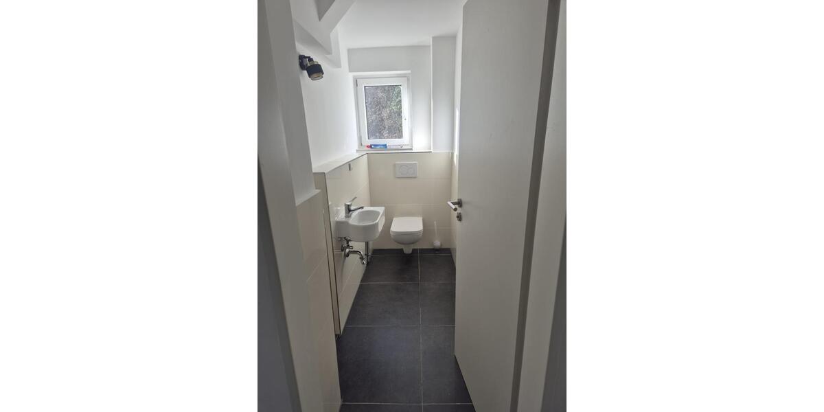 Erdgeschoßwohnung Bergisch Gladbach Gronau - 3 Zimmer, 92 m&sup2;, 1.200&euro; | Angebot:24432105