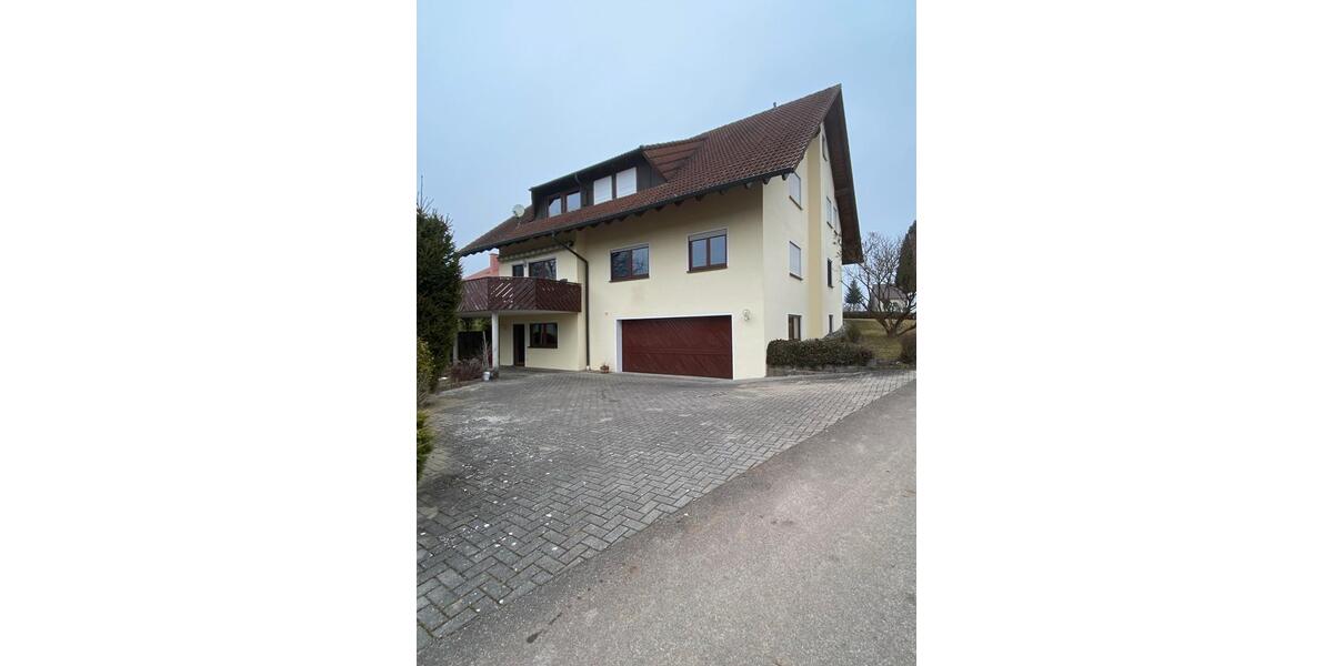 Erdgeschoßwohnung Rosenberg - 7 Zimmer, 170 m&sup2;, 1.500&euro; | Angebot:25105248