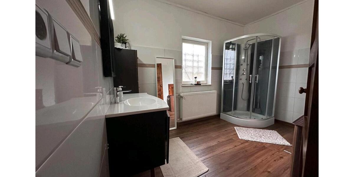 Etagenwohnung Völklingen - 5 Zimmer, 140 m&sup2;, 950&euro; | Angebot:26417187