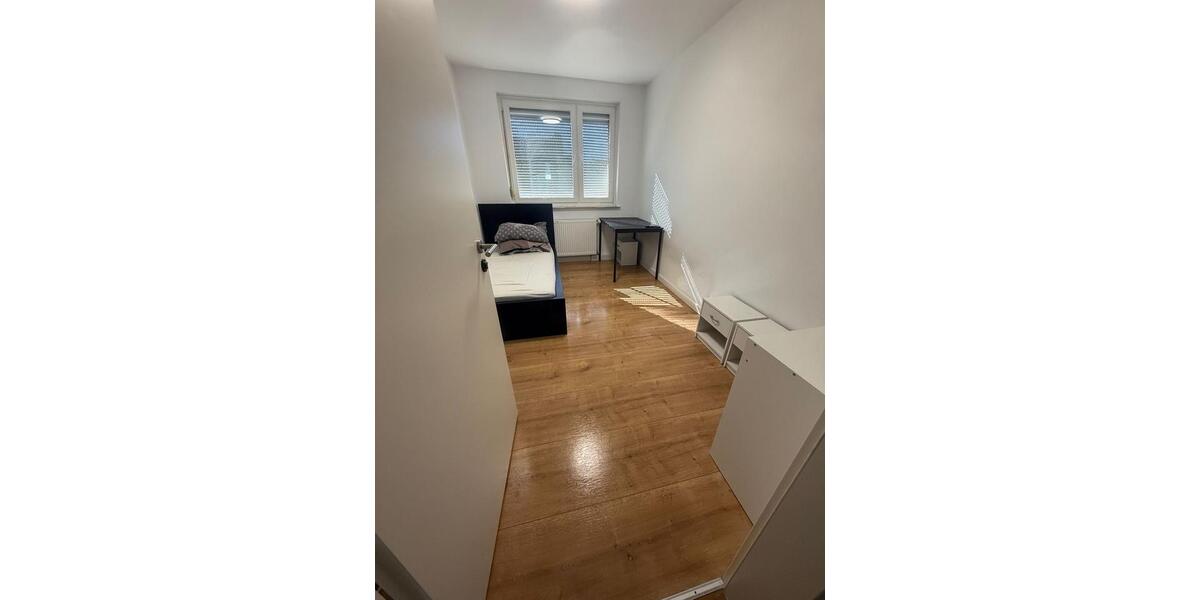 Wohnen auf Zeit Bielefeld Stieghorst - 1 Zimmer, 17 m&sup2;, 550&euro; | Angebot:26426786