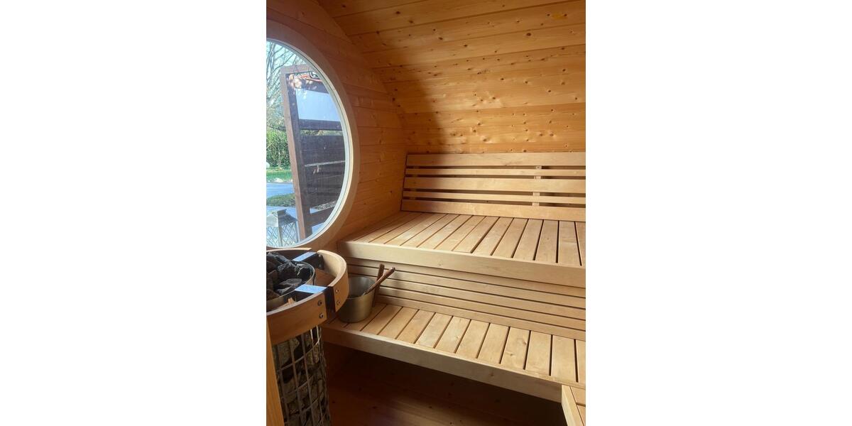 Villa Nienburg (Weser) - 7 Zimmer, 210 m&sup2;, 2.500&euro; | Angebot:25809946