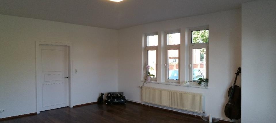 Erdgeschoßwohnung Nienburg (Weser) - 6 Zimmer, 225 m&sup2;, 230&euro; | Angebot:24768507
