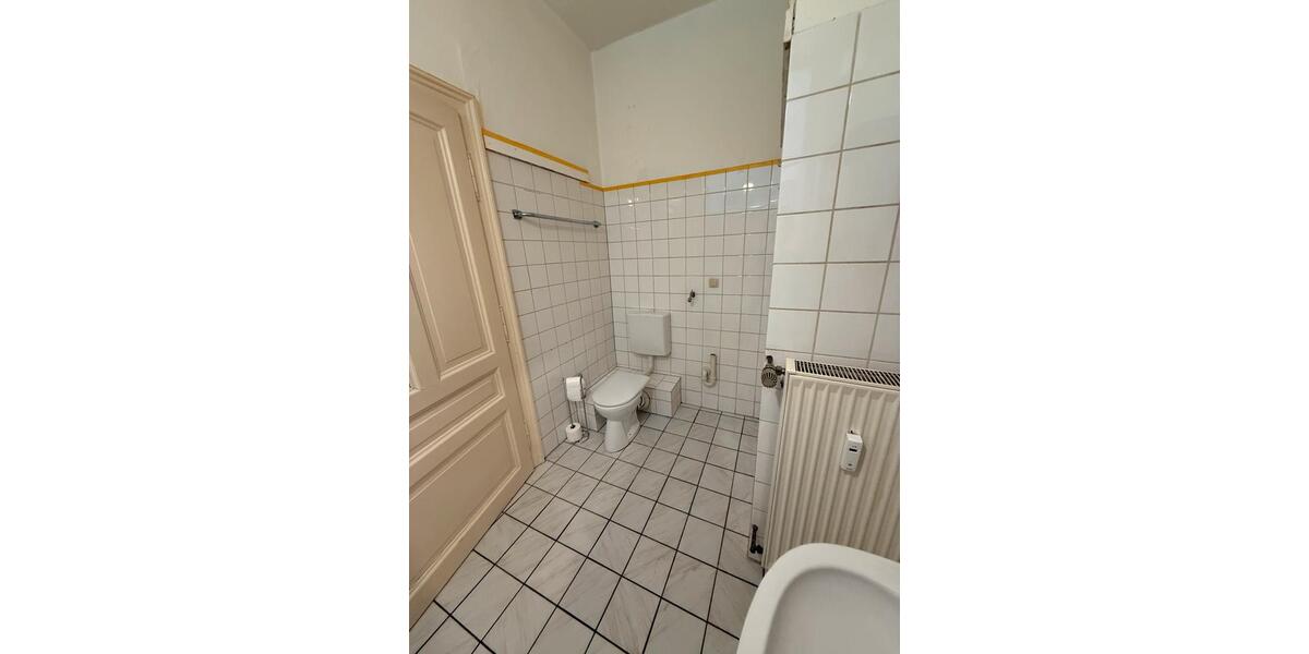 Dachgeschoßwohnung Nierstein - 1 Zimmer, 30 m&sup2;, 465&euro; | Angebot:25853672