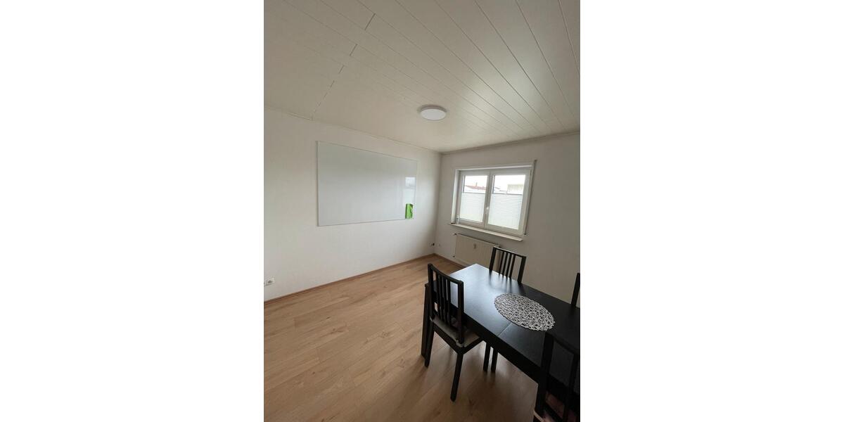 Wohnen auf Zeit Edingen-Neckarhausen Neu-Edingen - 1 Zimmer, 18 m&sup2;, 430&euro; | Angebot:26359841