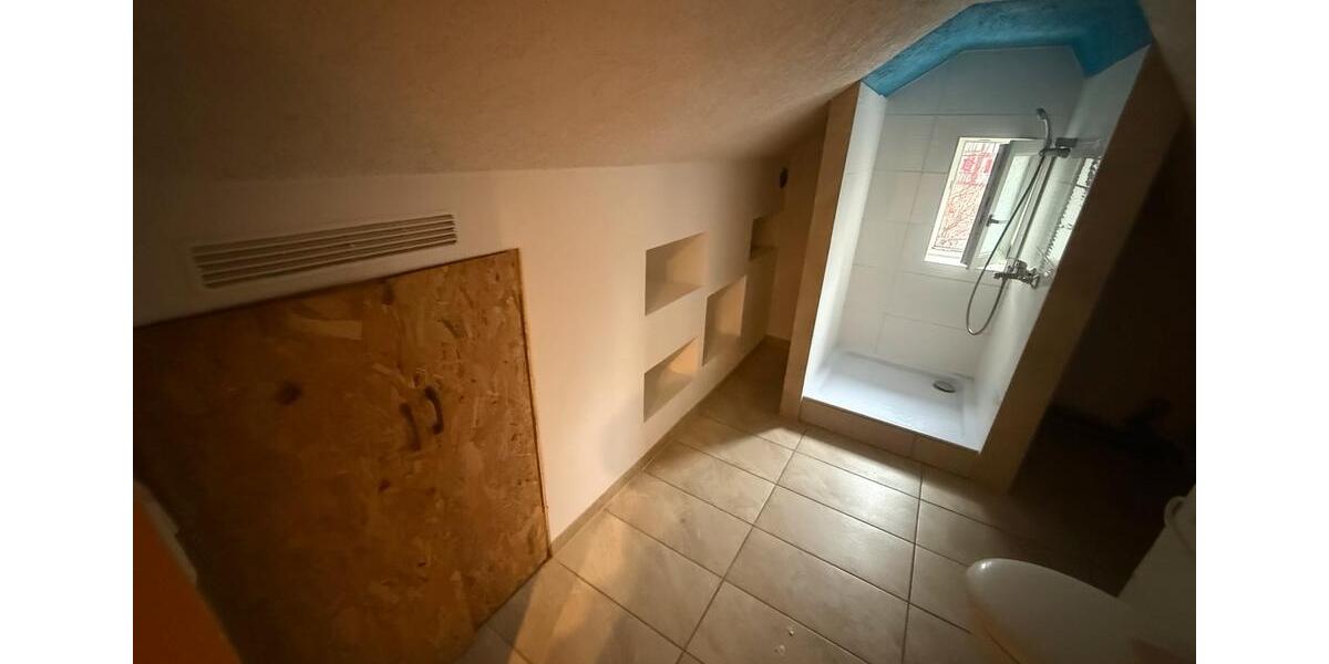 Dachgeschoßwohnung Illingen - 2 Zimmer, 70 m&sup2;, 600&euro; | Angebot:25612118