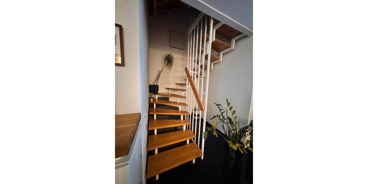 Reihenhaus Lüdenscheid Staberg - 5 Zimmer, 130 m&sup2;, 1.800&euro; | Angebot:25563053