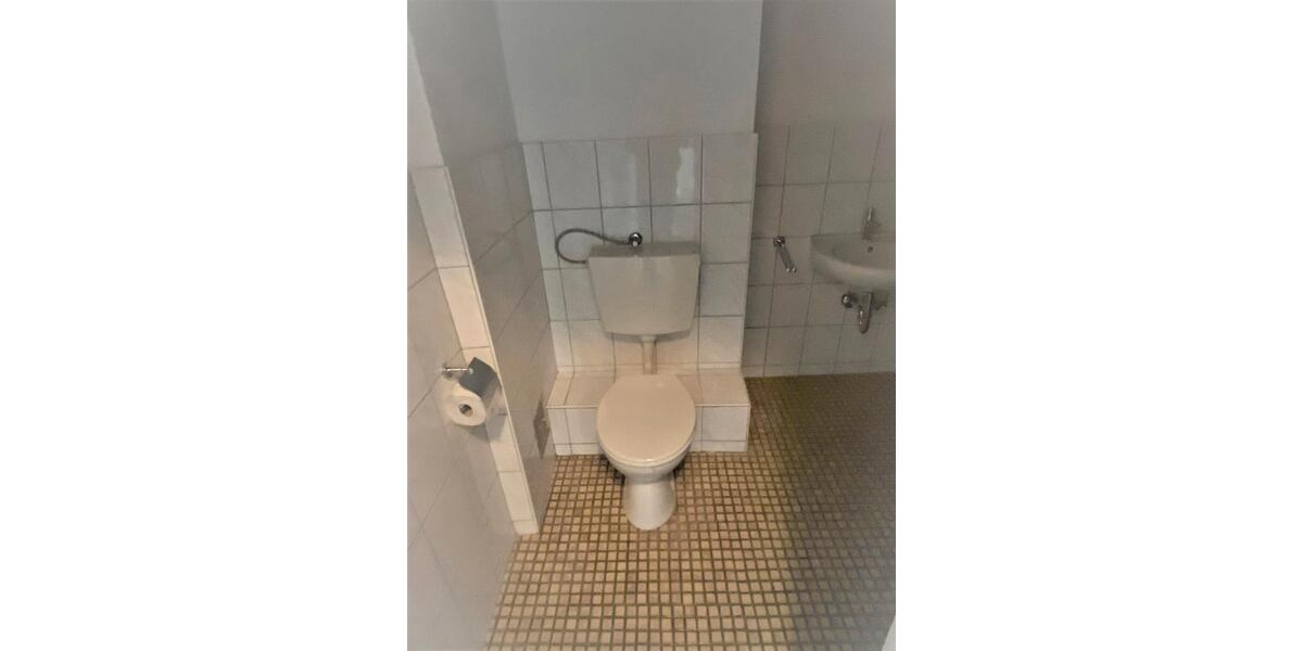 Etagenwohnung Duisburg - 3 Zimmer, 110 m&sup2;, 1.096&euro; | Angebot:26310453