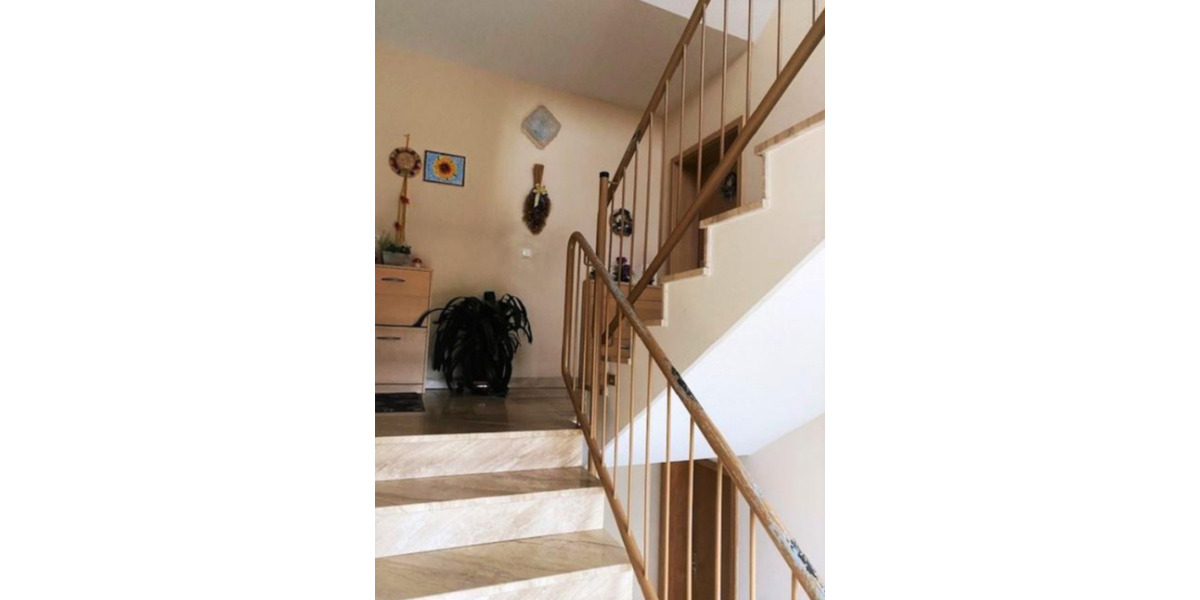 Erdgeschoßwohnung Döbeln - 2 Zimmer, 65 m&sup2;, 410&euro; | Angebot:25519071