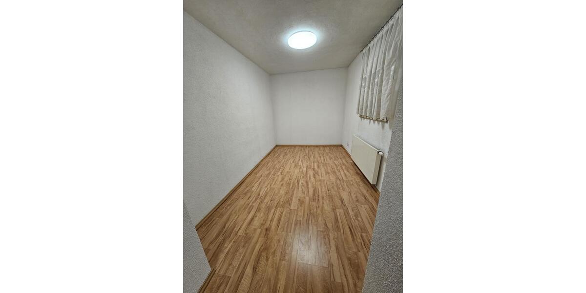 Maisonettenwohnung Blaustein - 4 Zimmer, 100 m&sup2;, 1.150&euro; | Angebot:26697076