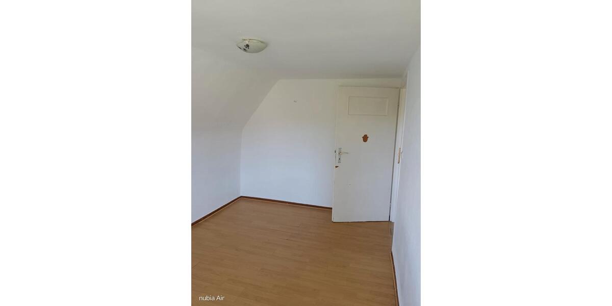 Etagenwohnung Betzdorf - 5 Zimmer, 140 m&sup2;, 950&euro; | Angebot:26385775