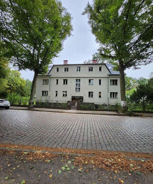 Wohnung zum Mieten in Berlin 2.433 € 112.67 m² 3 zimmer