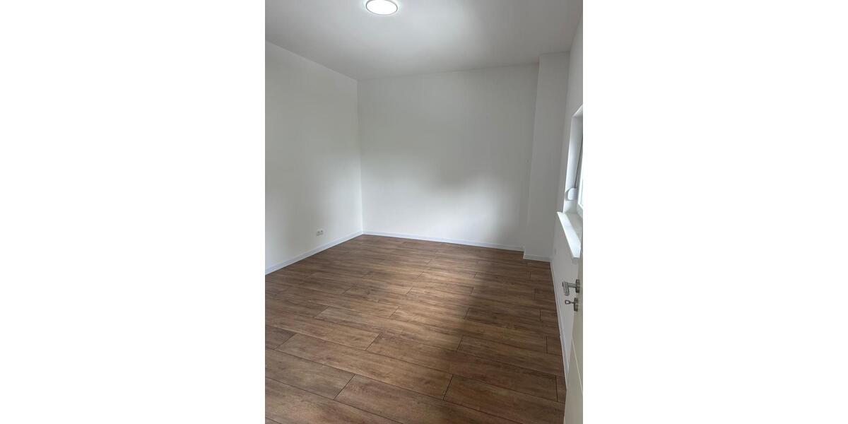 Etagenwohnung Mariaposching - 3 Zimmer, 90 m&sup2;, 800&euro; | Angebot:25639201