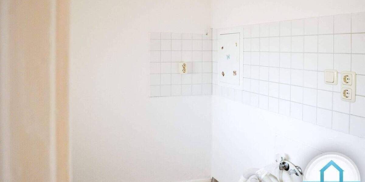 Etagenwohnung Cölpin - 4 Zimmer, 75 m&sup2;, 299&euro; | Angebot:26920014
