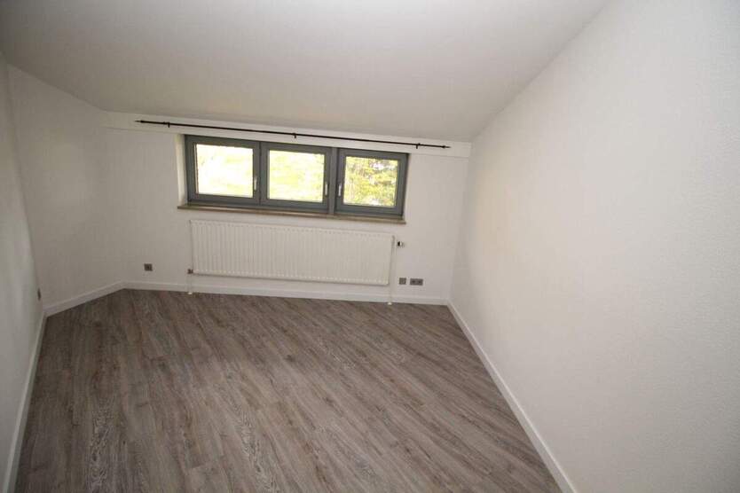Besichtigung am 23.10. um 13.00 Uhr, Dreizimmerwohnung mit Balkon 3 zimmer