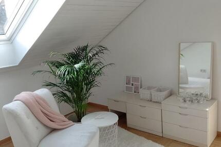 Wohnen auf Zeit Fellbach Oeffingen - 2 Zimmer, 20 m&sup2;, 670&euro; | Angebot:24706345