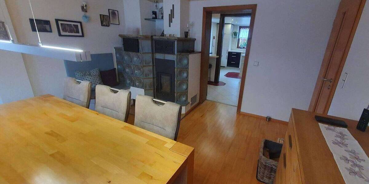 Etagenwohnung Weinsberg-Grantschen Grantschen - 5 Zimmer, 145 m&sup2;, 1.500&euro; | Angebot:26159836