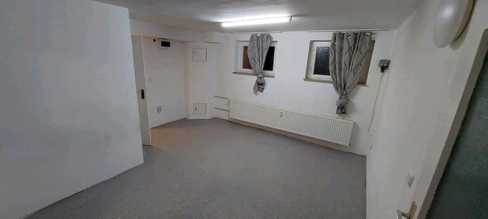 Etagenwohnung Weissach im Tal - 1 Zimmer, 25 m&sup2;, 600&euro; | Angebot:25099185