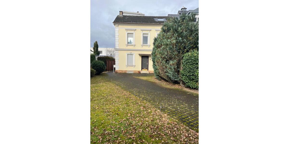 Etagenwohnung Koblenz Bisholder - 1 Zimmer, 25 m&sup2;, 300&euro; | Angebot:25265190