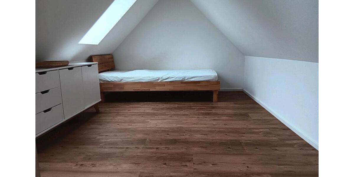 Dachgeschoßwohnung Feuchtwangen - 1 Zimmer, 470&euro; | Angebot:23016755