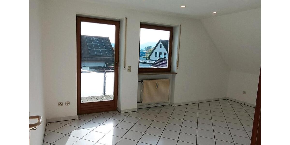 Dachgeschoßwohnung Nabburg - 2 Zimmer, 650&euro; | Angebot:23502235