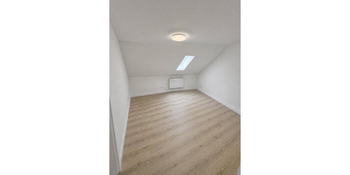 Dachgeschoßwohnung Meßkirch - 4 Zimmer, 100 m&sup2;, 880&euro; | Angebot:26112362