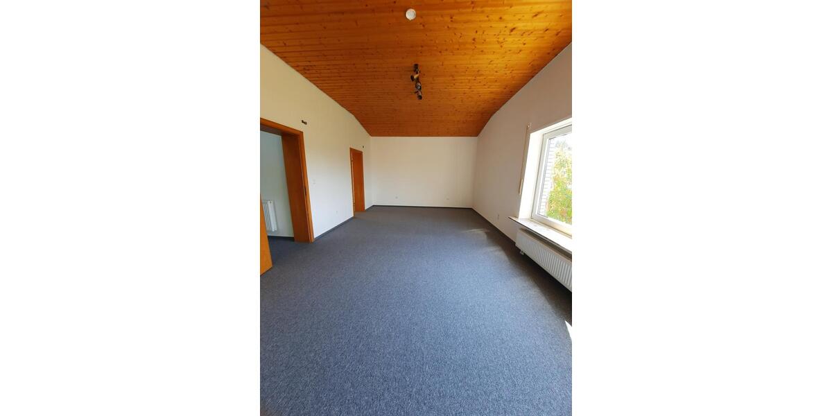 Erdgeschoßwohnung Lamspringe - 4 Zimmer, 180 m&sup2;, 1.440&euro; | Angebot:23567014